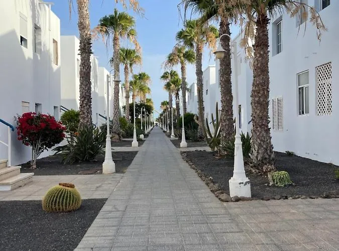 Oasis Montana Roja アパート