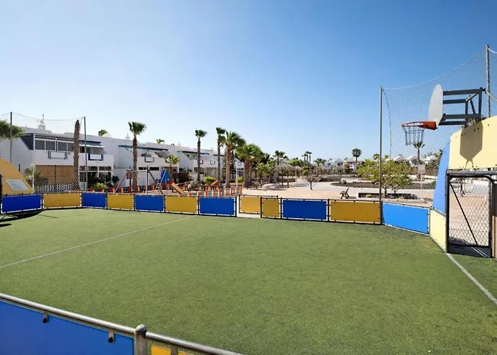 Apartamento Oasis Montana Roja *